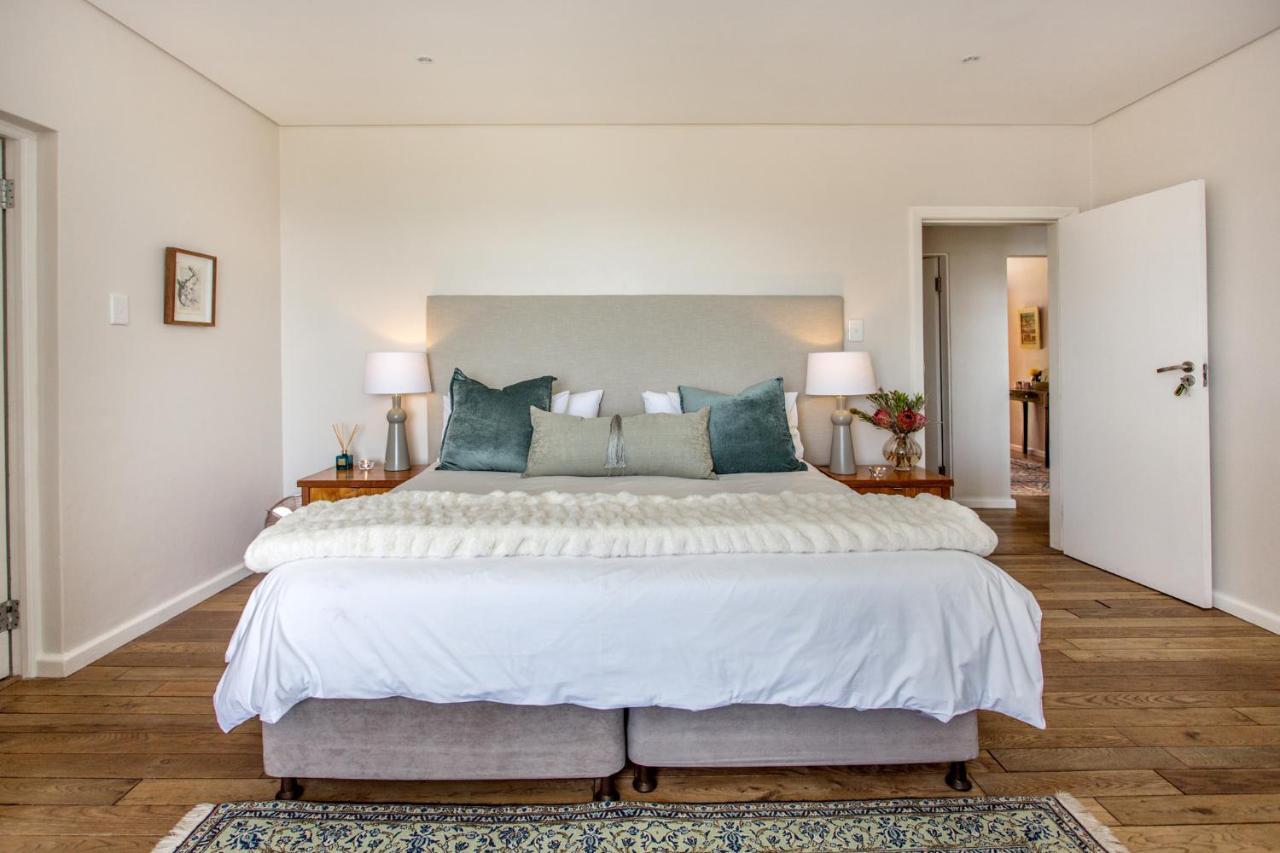 Deluxe Double or Twin Room with Ocean View,1325174746:JPEG