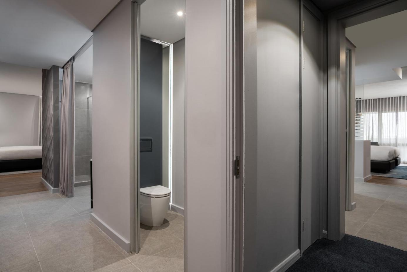 Connecting Family Room