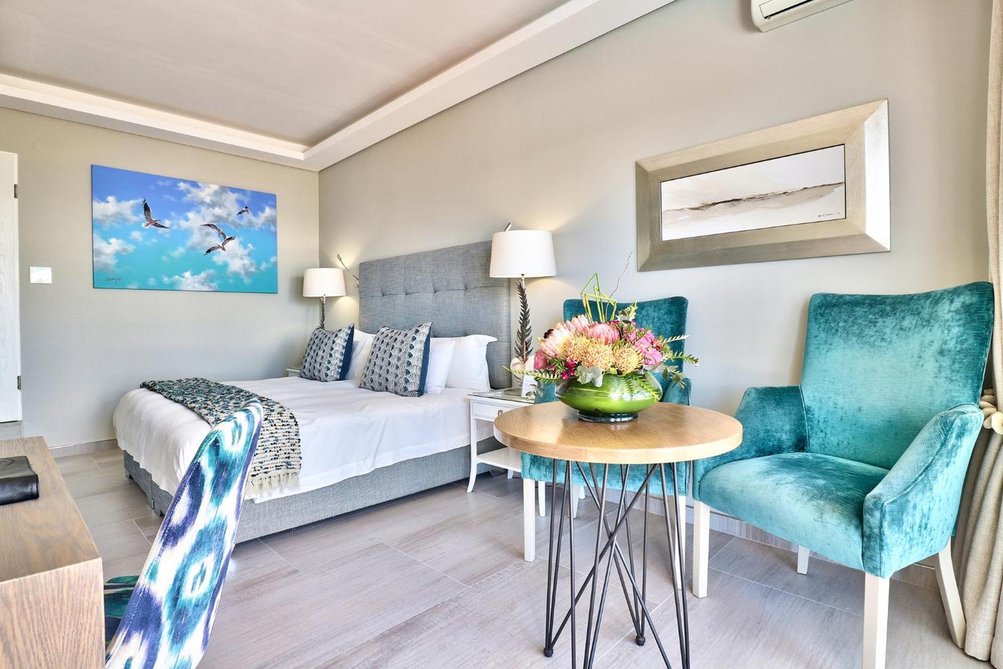 Zimmer Traveller mit Kingsize-Bett oder 2 Einzelbetten - zur Poolterrasse