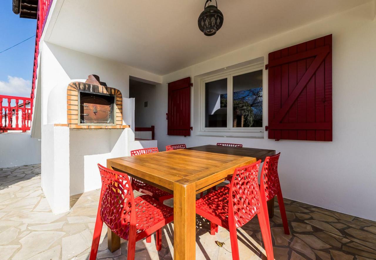 Luxuszimmer mit Panoramablick und privater Terrasse