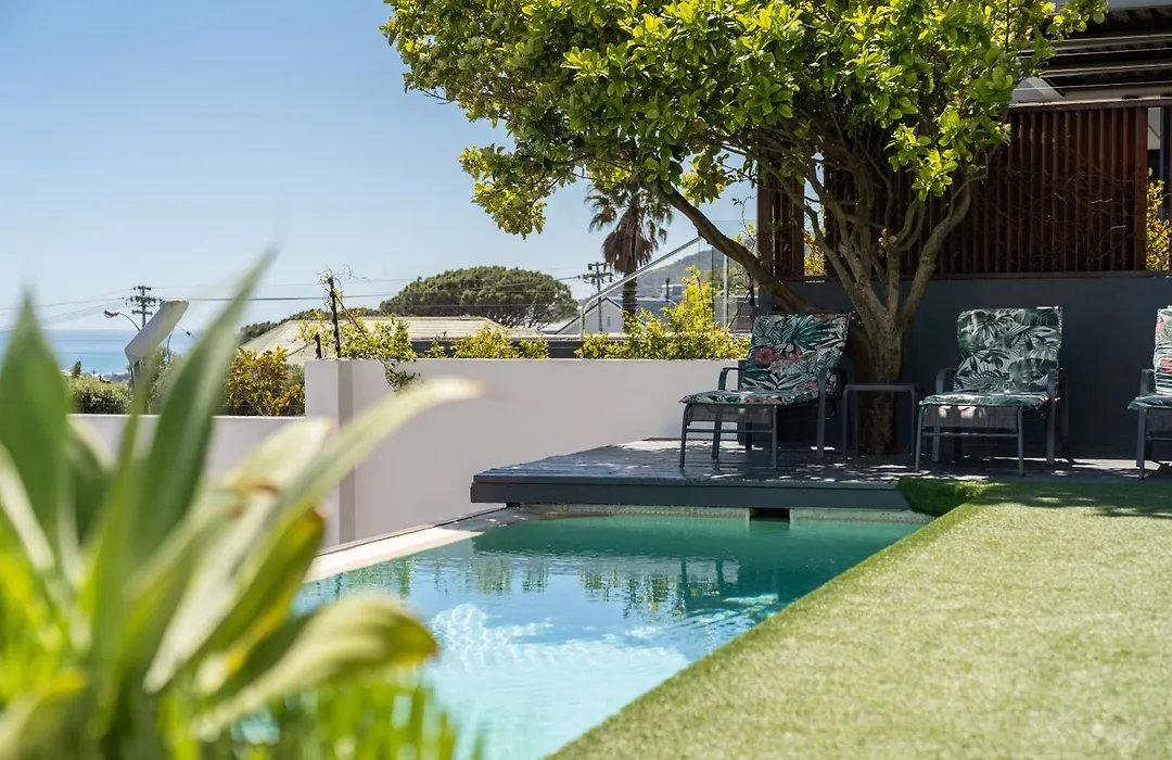 Finchley Guesthouse In Camps Bay-1