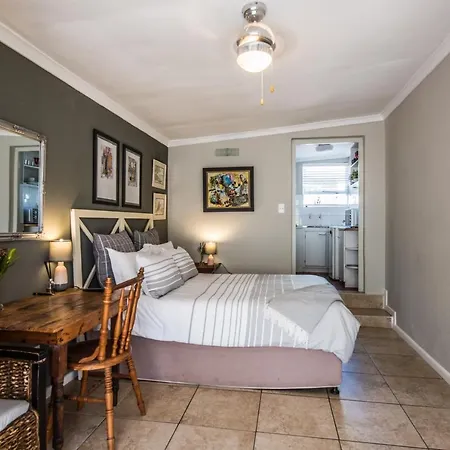 Greenlawns B&B-2