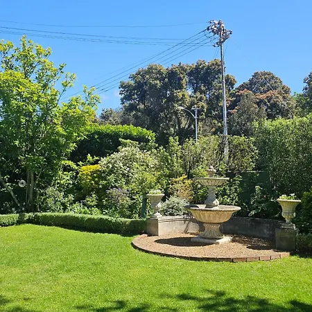 Sandown Lodge-3